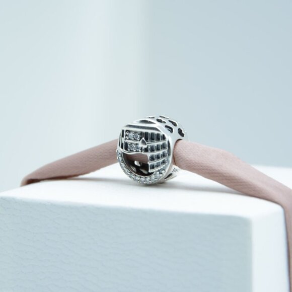 Pandora Rome Colosseum Openwork Charm - Picture 1 of 6